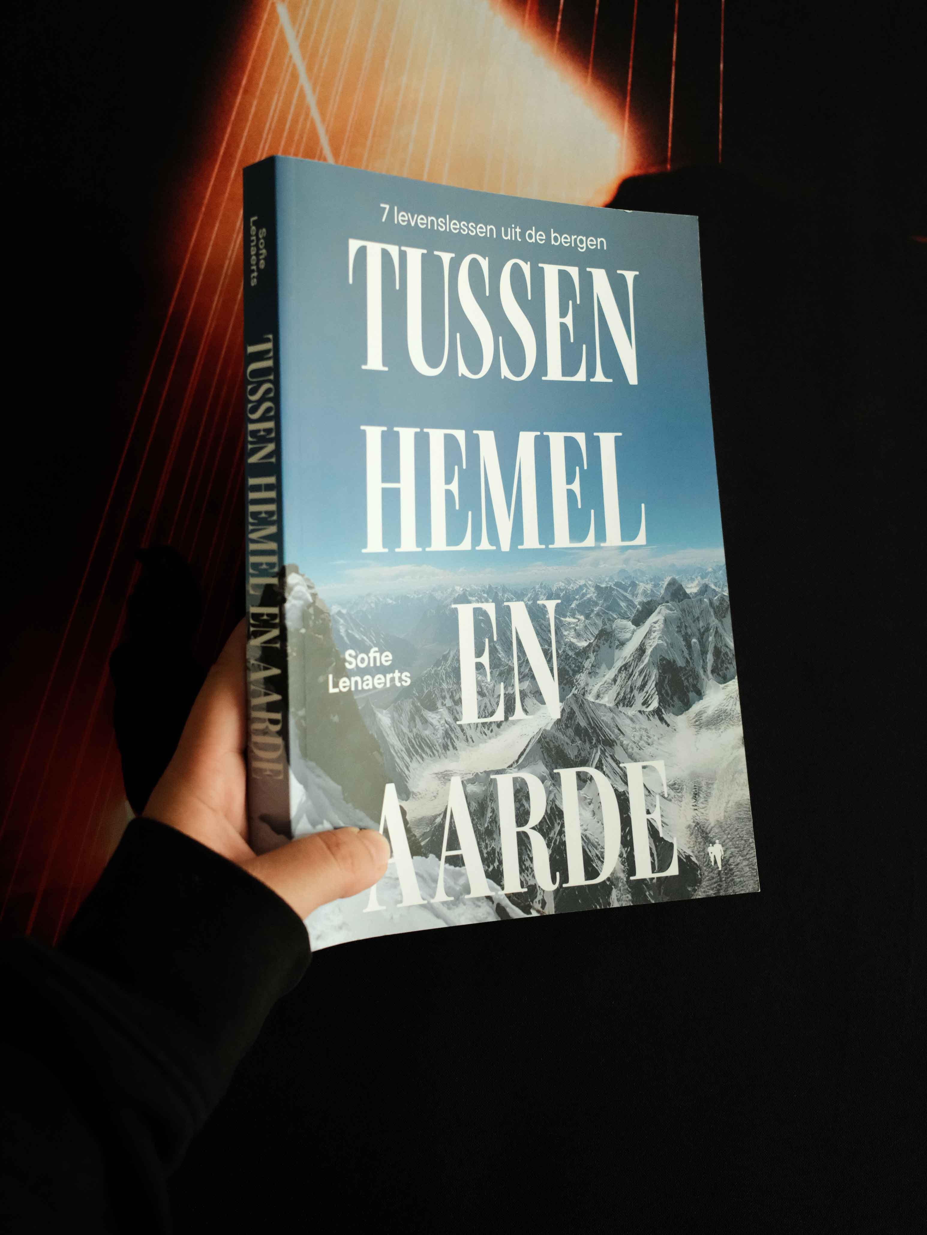 Tussen hemel en aarde